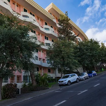 Golden Place Appartement *