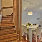 Apartament Golden Place